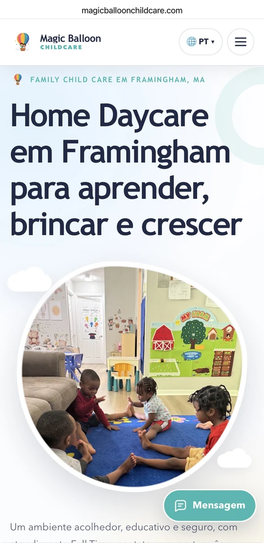Captura real do website Magic Balloon Childcare no celular.